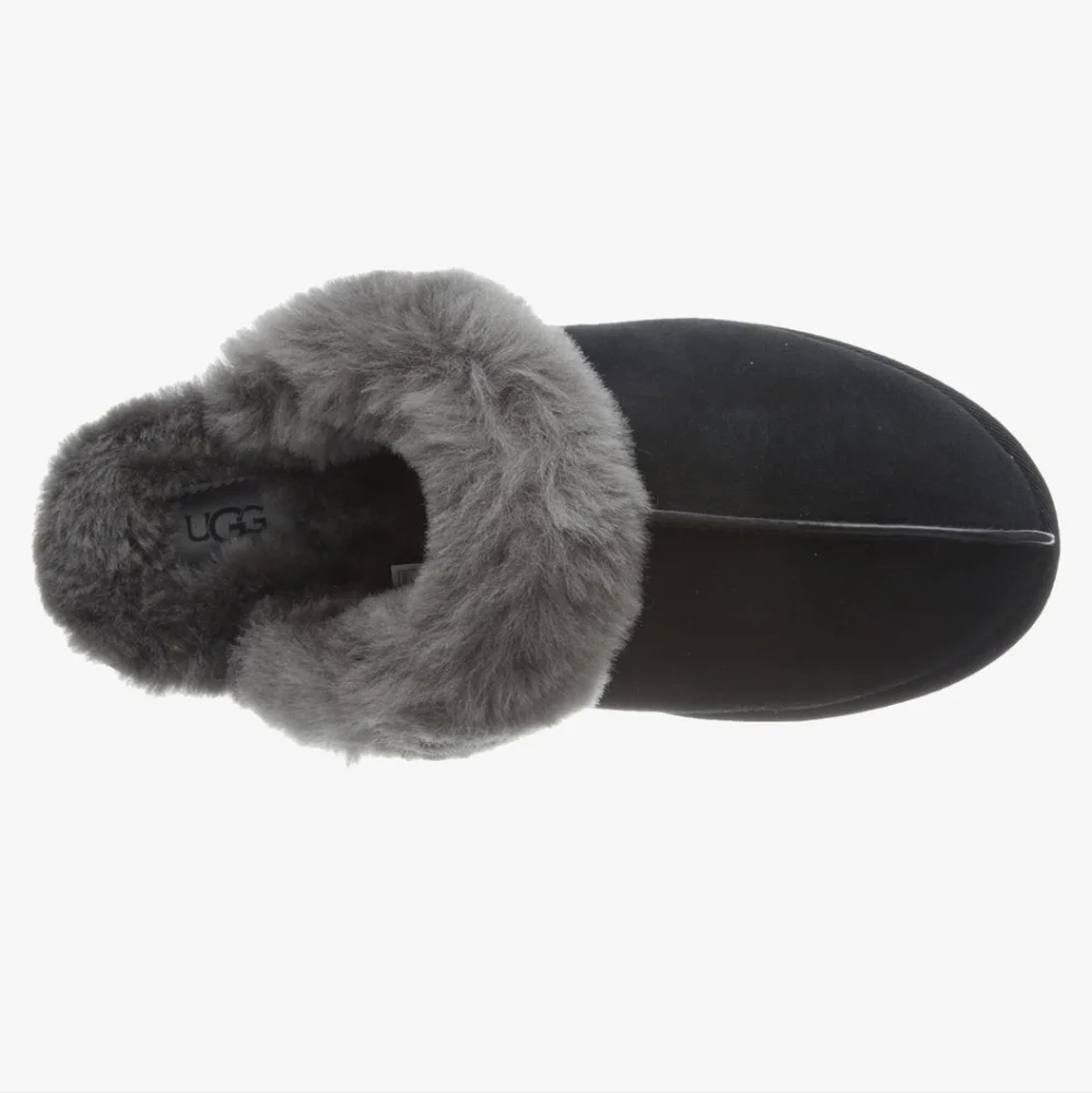 Ugg size 10 black sheepskin slippers back /grey new in the box - Picture 3 of 9